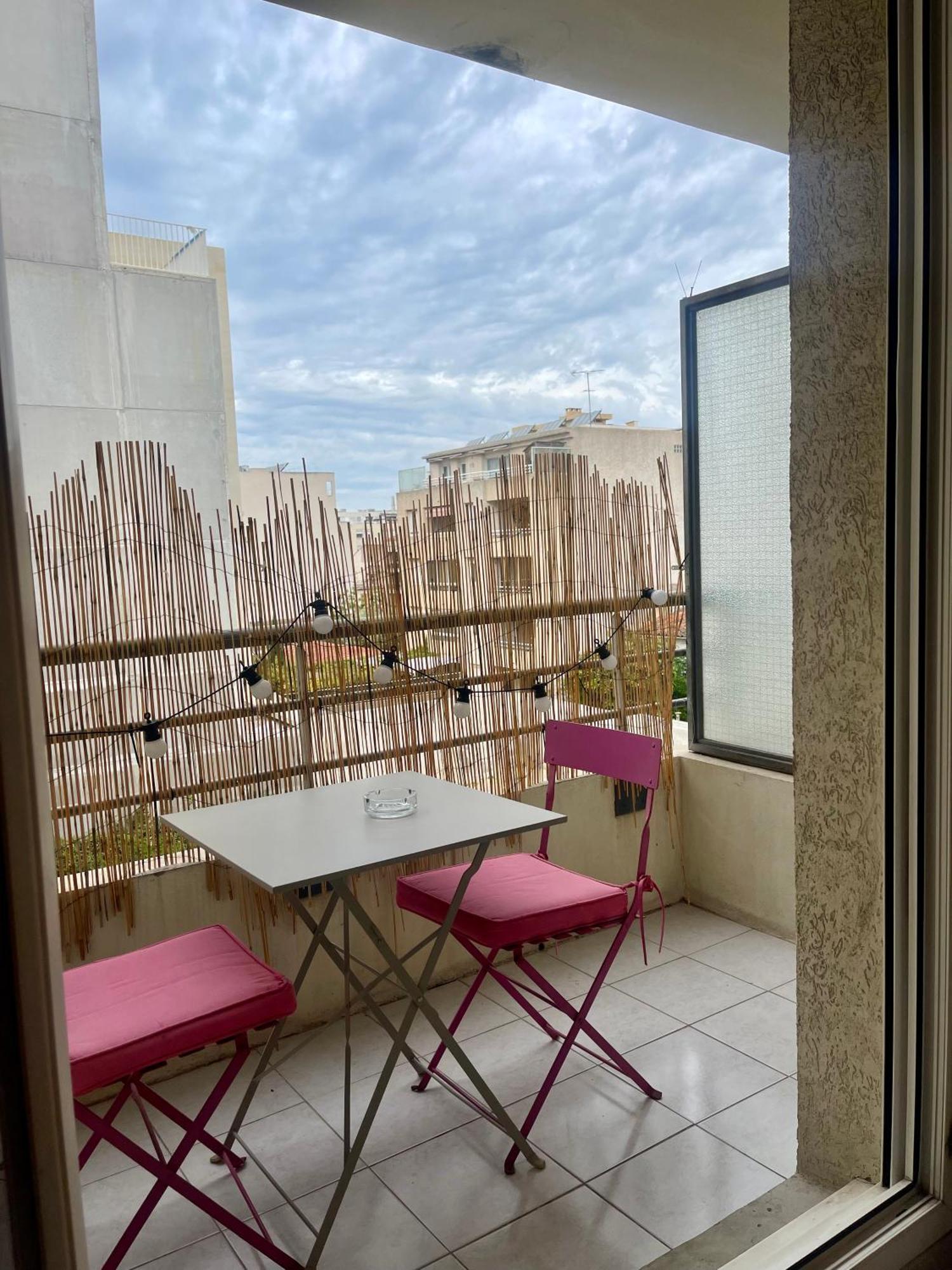Studio Avec Place De Parking A La Timone マルセイユ エクステリア 写真